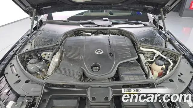 Mercedes-Benz S-Class 2021 — Фото 6/20