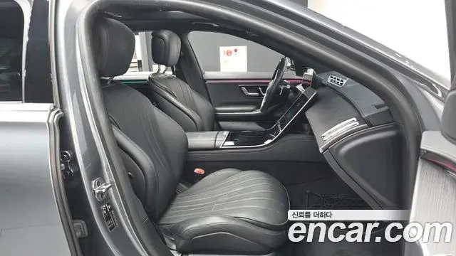 Mercedes-Benz S-Class 2022 — Фото 11/20