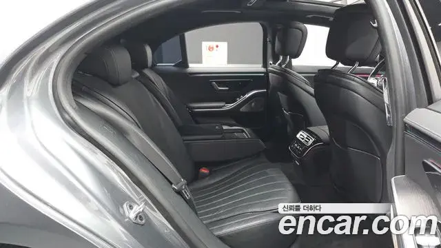 Mercedes-Benz S-Class 2022 — Фото 12/20