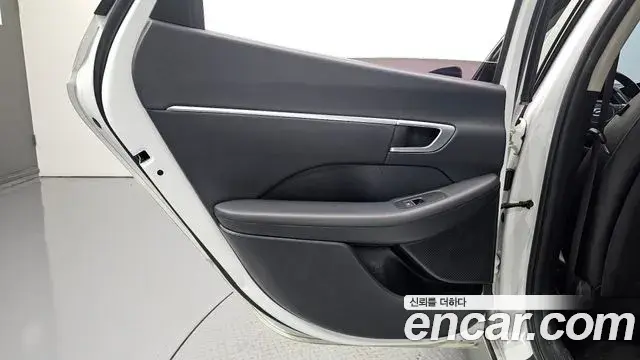 Hyundai Sonata Hybrid 2019 — ფოტო 22/30