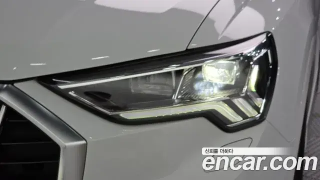 Audi Q3 2022 — ფოტო 9/31