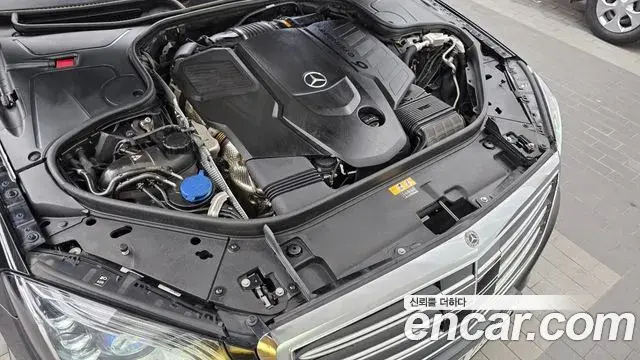 Mercedes-Benz S-Class 2019 — Şəkil 31/33