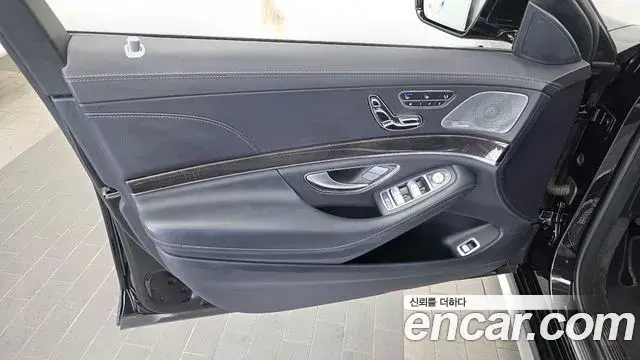 Mercedes-Benz S-Class 2019 — Şəkil 19/33