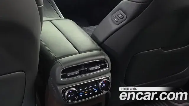 Genesis GV80 2020 — ფოტო 10/20