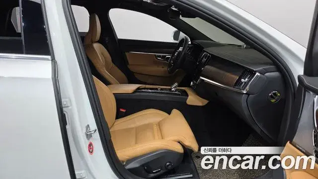Volvo S90 2021 — Şəkil 12/34