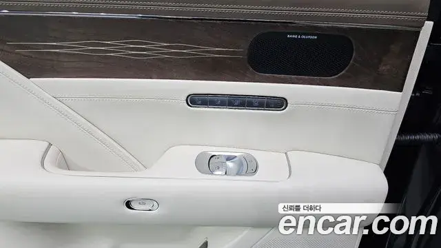 Genesis G90 2022 — Şəkil 19/34