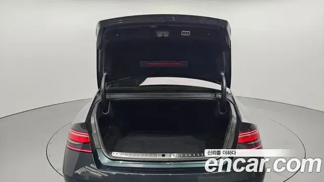 Genesis G90 2022 — Şəkil 12/34