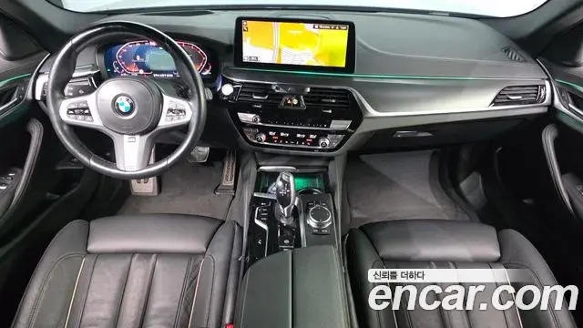 BMW 5 Series 2022 — ფოტო 4/20