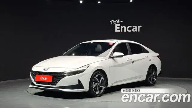 Hyundai The New Avante Hybrid 2023 — ფოტო 3/32