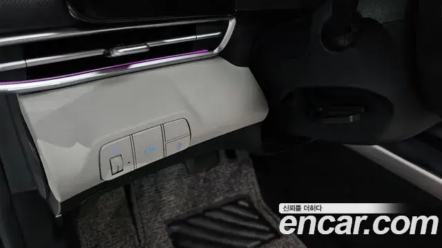 Hyundai The New Avante Hybrid 2023 — ფოტო 6/32