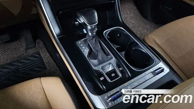 Kia Carnival 2021 — Фото 9/20