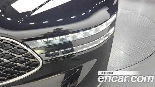 Genesis G90 2022 — Photo 3/31