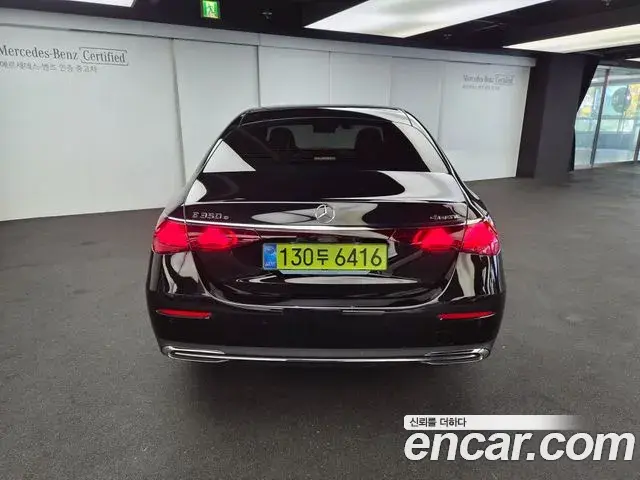 Mercedes-Benz E-Class 2025 — Фото 3/20