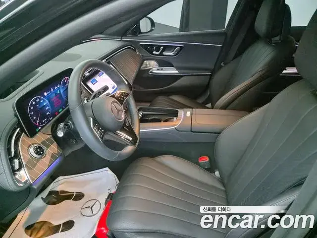 Mercedes-Benz E-Class 2025 — Фото 9/20