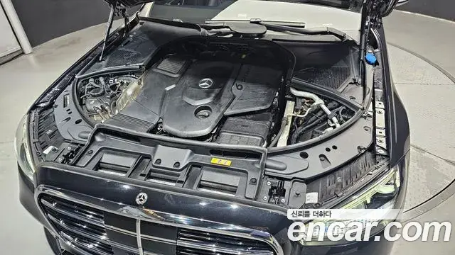 Mercedes-Benz S-Class 2021 — Фото 6/20