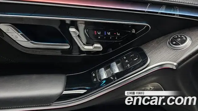 Mercedes-Benz S-Class 2021 — Photo 20/32