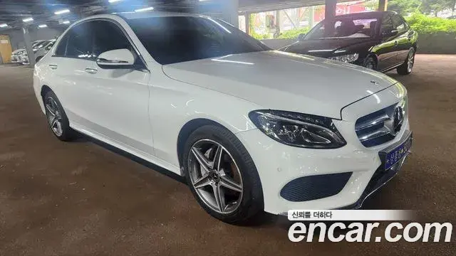 Mercedes-Benz C-Class 2018 — Photo 4/20
