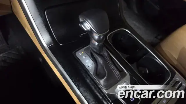 Kia Carnival 2022 — Şəkil 14/20