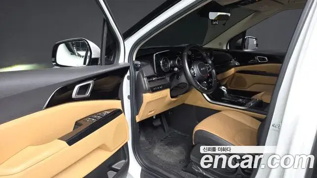 Kia Carnival 2022 — Şəkil 2/20