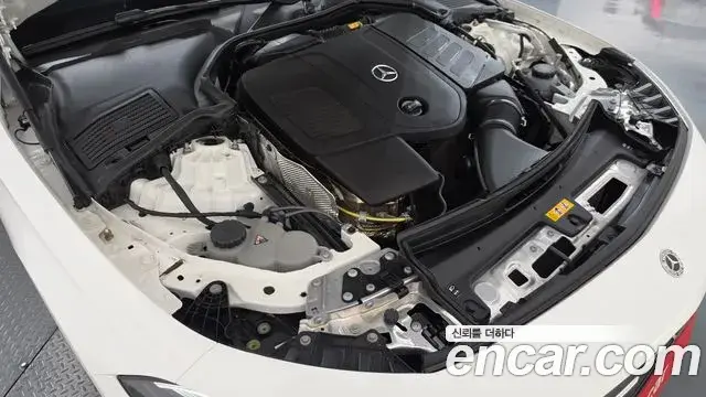 Mercedes-Benz CLE-Class 2025 — Photo 12/30