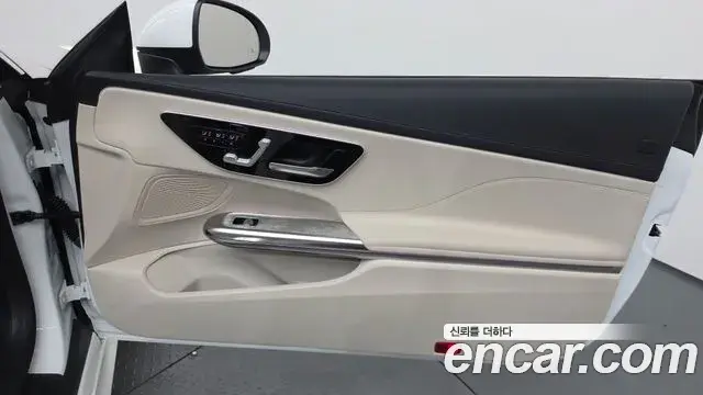 Mercedes-Benz CLE-Class 2025 — Photo 2/30