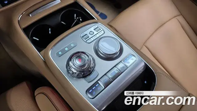 Genesis G90 2025 — Şəkil 16/32
