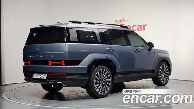 Hyundai Santa Fe 2024 — Photo 13/20