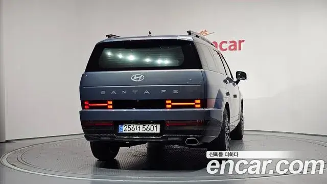 Hyundai Santa Fe 2024 — Photo 12/20