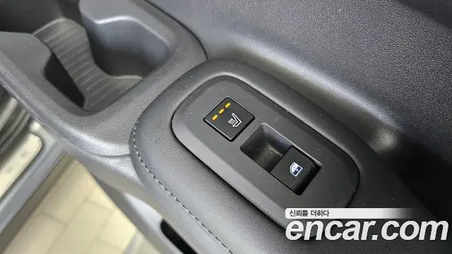 Hyundai Santa Fe 2024 — Photo 2/20