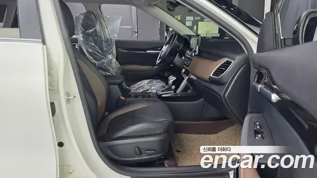 Kia Seltos 2019 — ფოტო 32/33