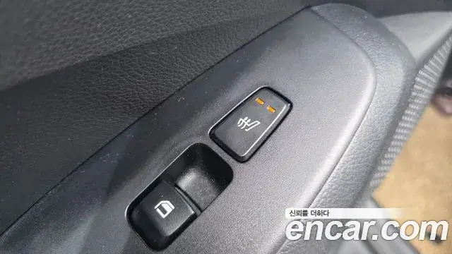 Kia Seltos 2019 — ფოტო 1/33