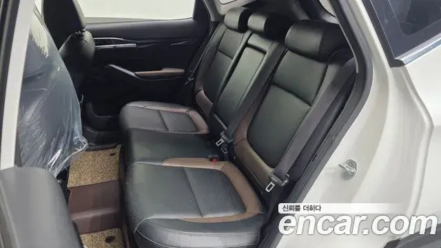 Kia Seltos 2019 — ფოტო 4/33