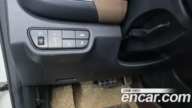 Kia Seltos 2019 — ფოტო 7/33