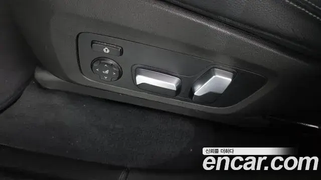 BMW X3 2018 — Şəkil 30/35