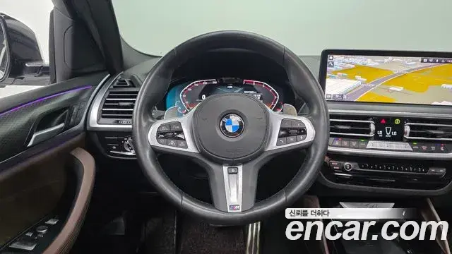 BMW X4 2022 — Şəkil 18/32