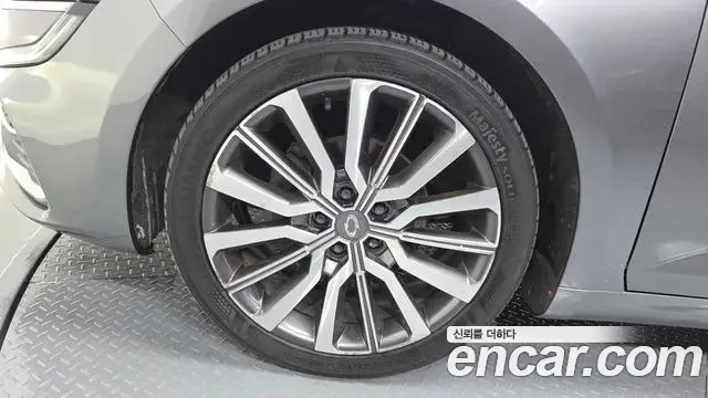Renault Samsung SM6 2020 — Photo 22/33