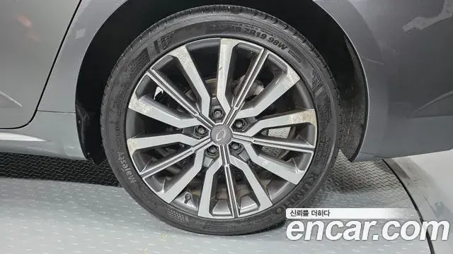 Renault Samsung SM6 2020 — Photo 17/33