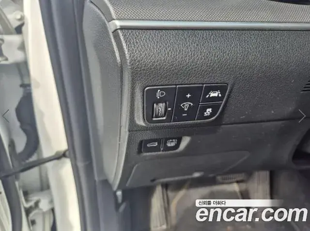 Kia K5 2020 — Şəkil 10/18