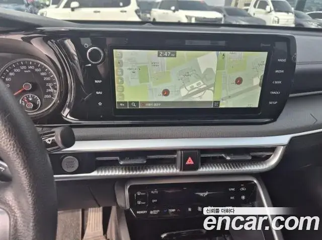Kia K5 2020 — Şəkil 13/18