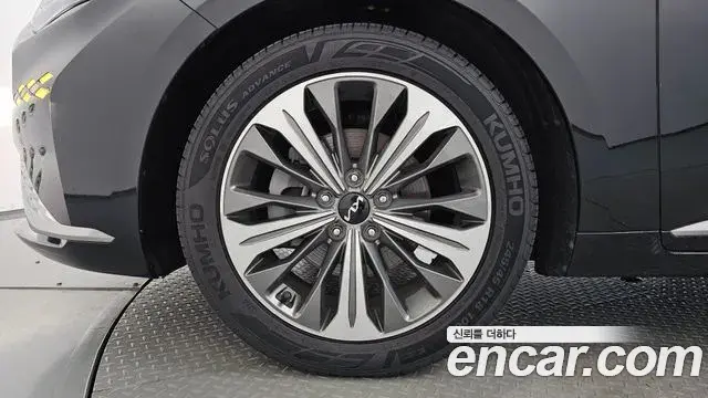 Kia K8 2022 — ფოტო 4/37