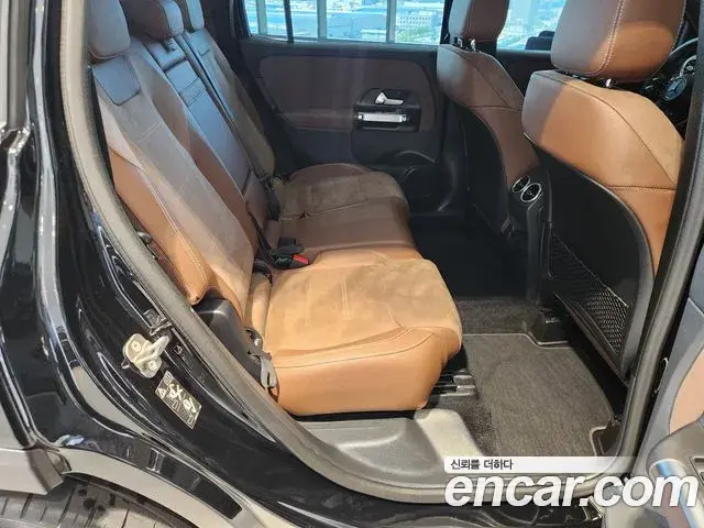 Mercedes-Benz GLB-Class 2025 — Фото 16/20