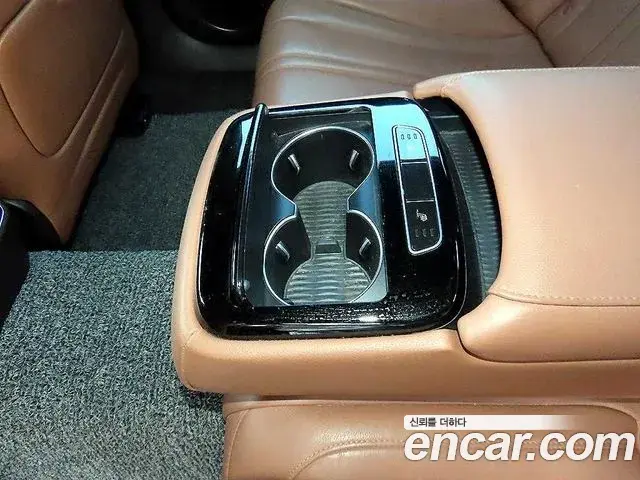 Genesis G80 2021 — Photo 10/20
