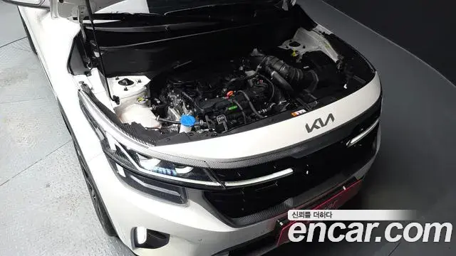Kia Seltos 2024 — ფოტო 12/40