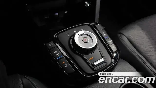 Kia Seltos 2024 — ფოტო 29/40