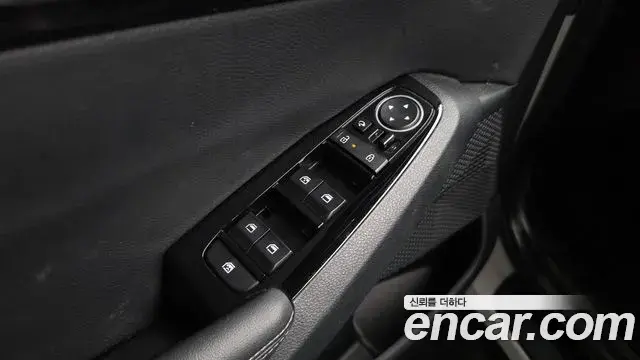 Kia Seltos 2024 — ფოტო 25/40