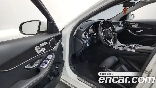 Mercedes-Benz C-Class 2021 — Фото 10/20