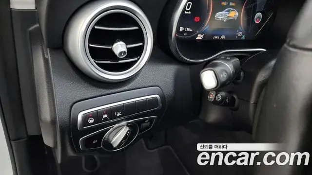 Mercedes-Benz C-Class 2021 — Şəkil 14/34