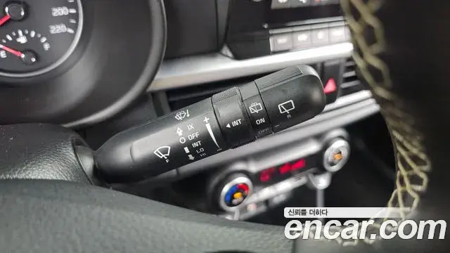 Kia Morning Urban 2022 — Şəkil 17/31