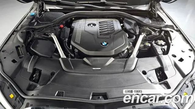 BMW 7 Series 2019 — Şəkil 16/36
