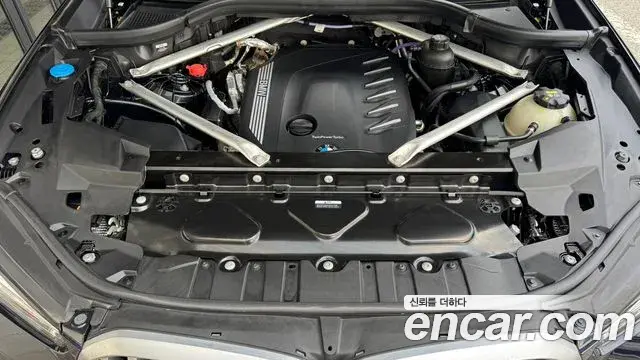 BMW X6 2022 — ფოტო 14/20